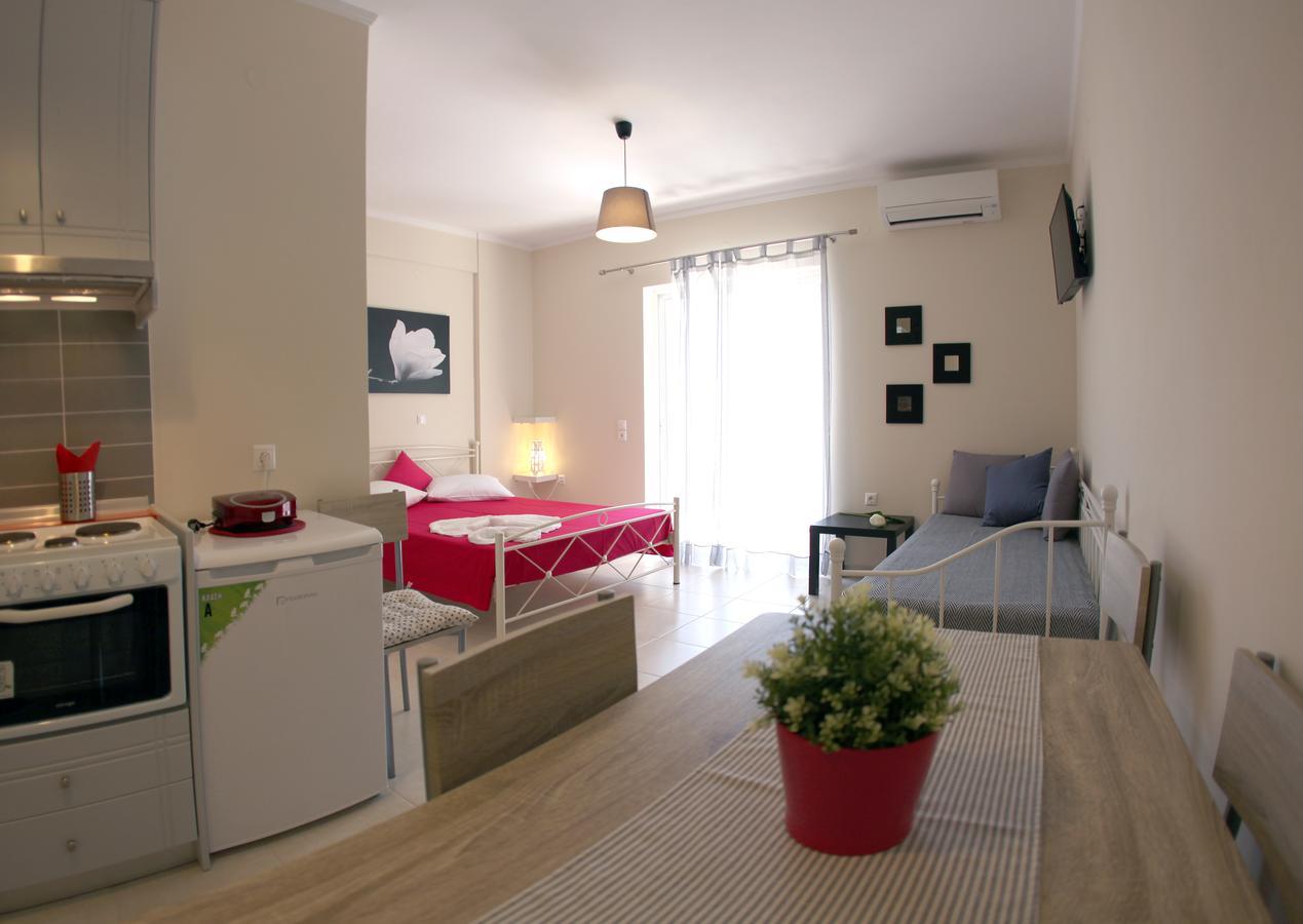 Apartment Lalezas Tolo